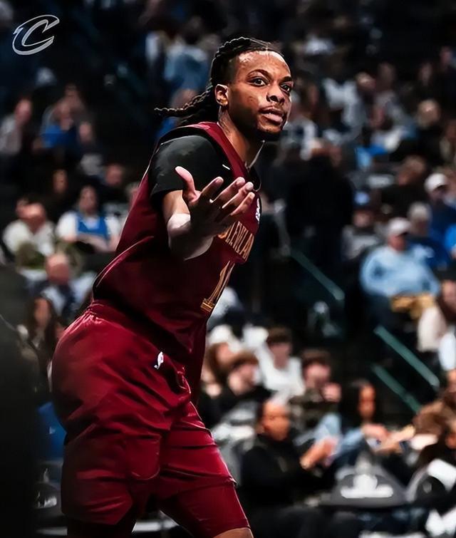 od体育官网-米切尔砍下分,爵士战胜黄蜂夺得胜利的简单介绍