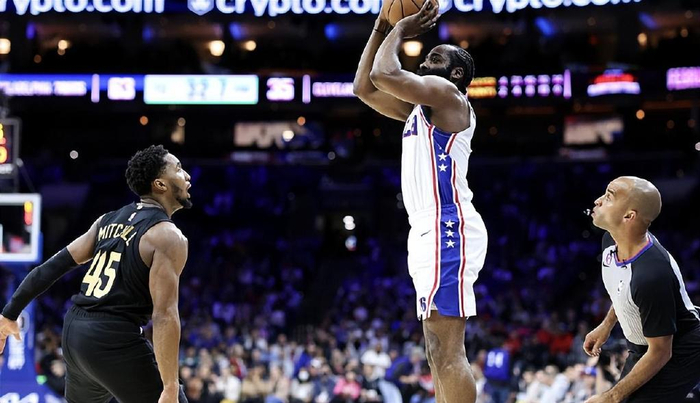 od体育在线登录-网球选手赵小刚轰下制胜球，晋级决赛