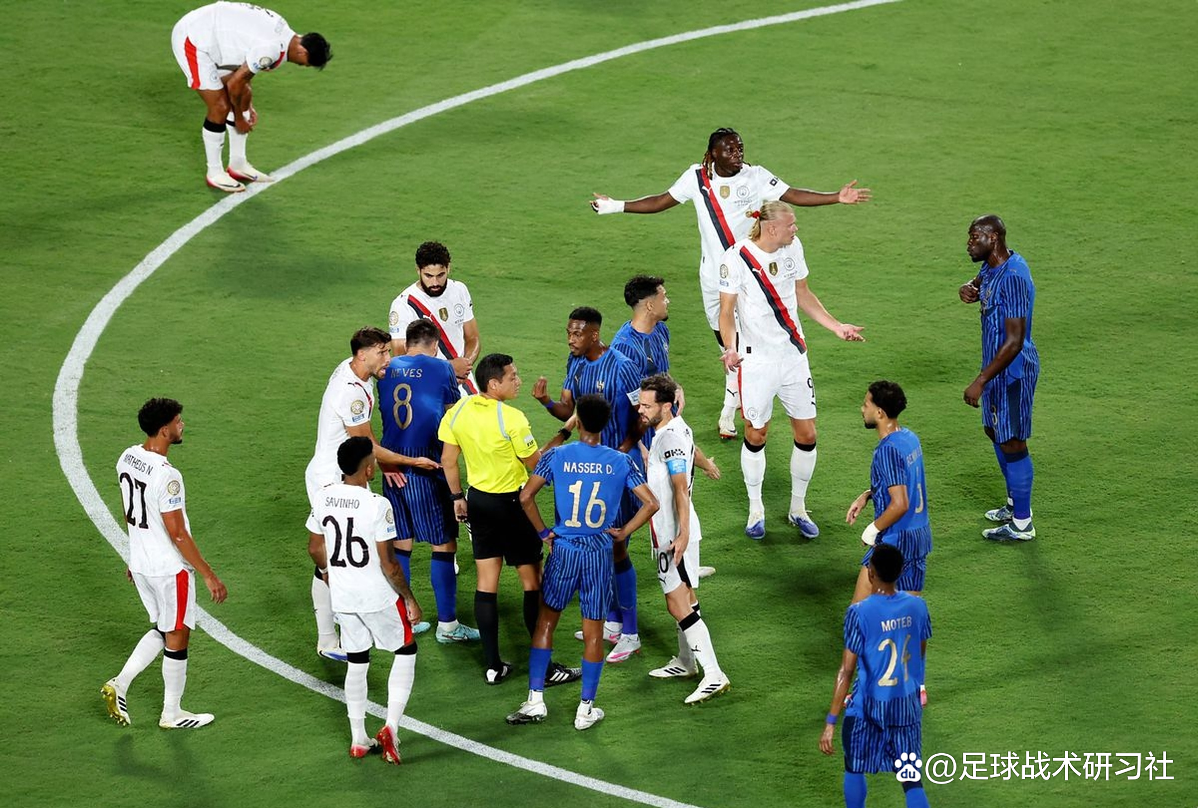 od体育馆-曼城遭遇城南失利,季后赛形势严峻