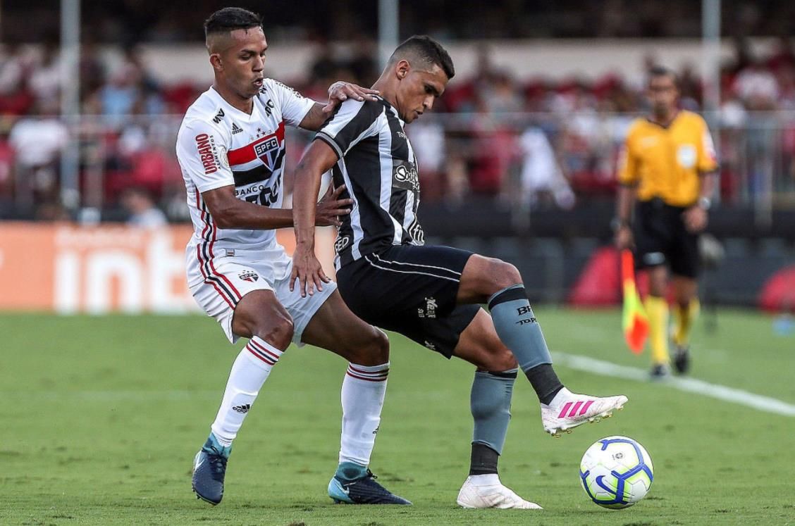 瑞典击剑选手技高一筹获得铜牌