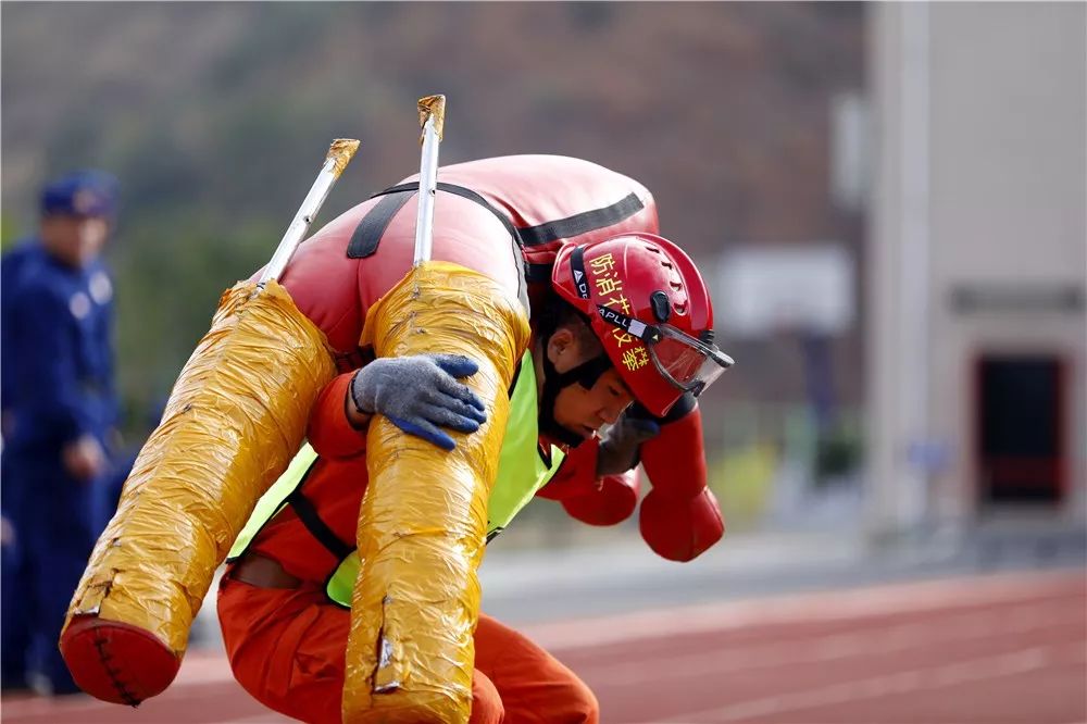 od体育视频-关于战战战！球员全力拼搏，精彩瞬间不容错过的信息