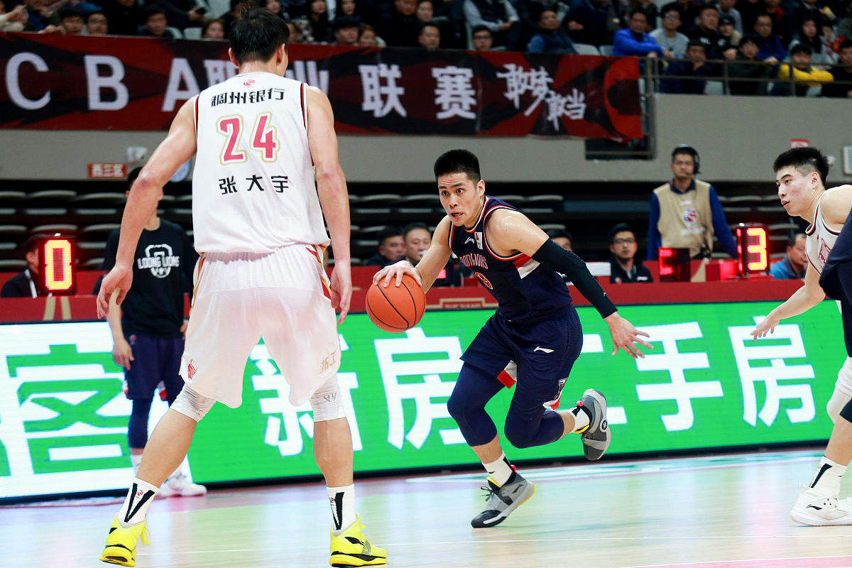 od体育视频-关于战战战!球员全力拼搏,精彩瞬间不容错过的信息